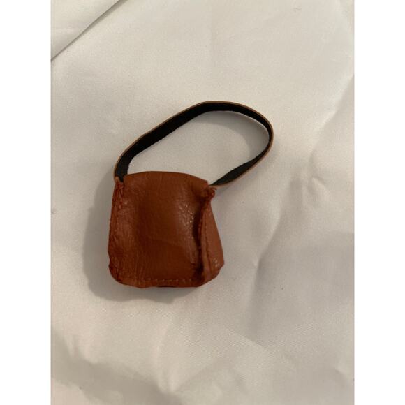 Bratz Yasmin Xpress It Doll Purse Rust Circle on Front #14 - Picture 3 of 4